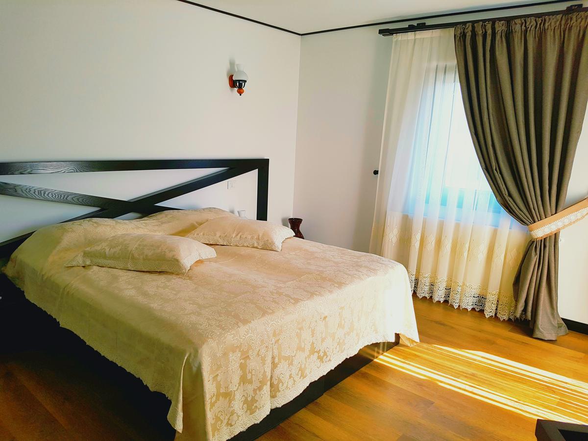Pensiunea Campia Soarelui Apa Neagră 外观 照片